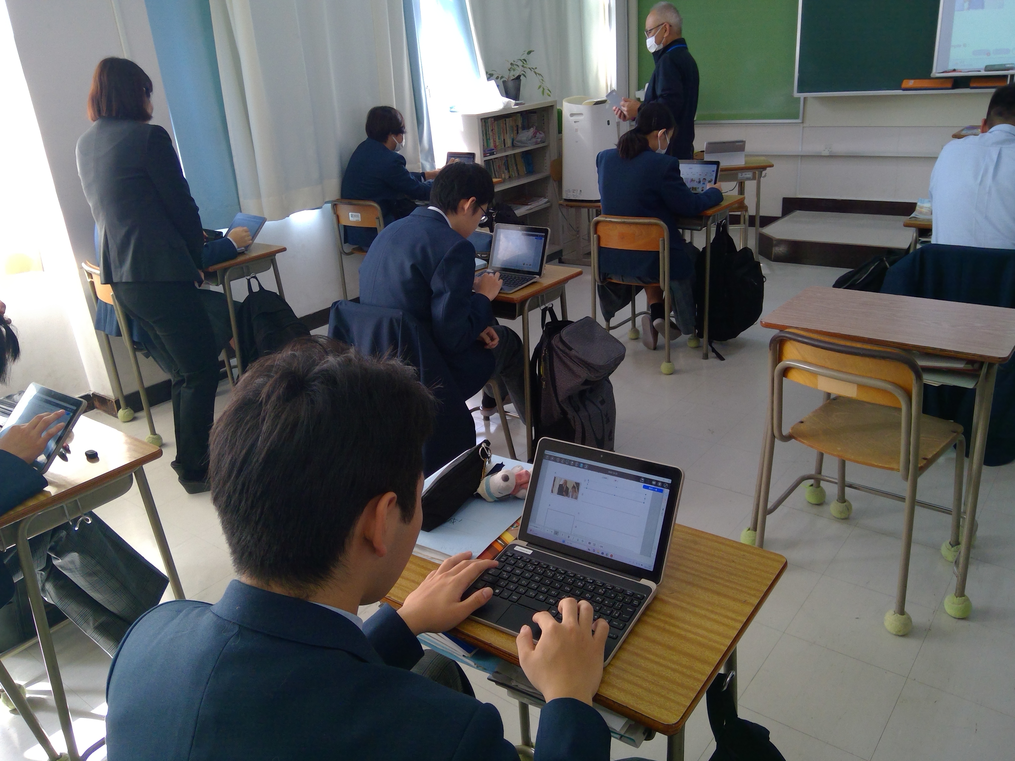 WIN_20251101_10_42_00_Pro