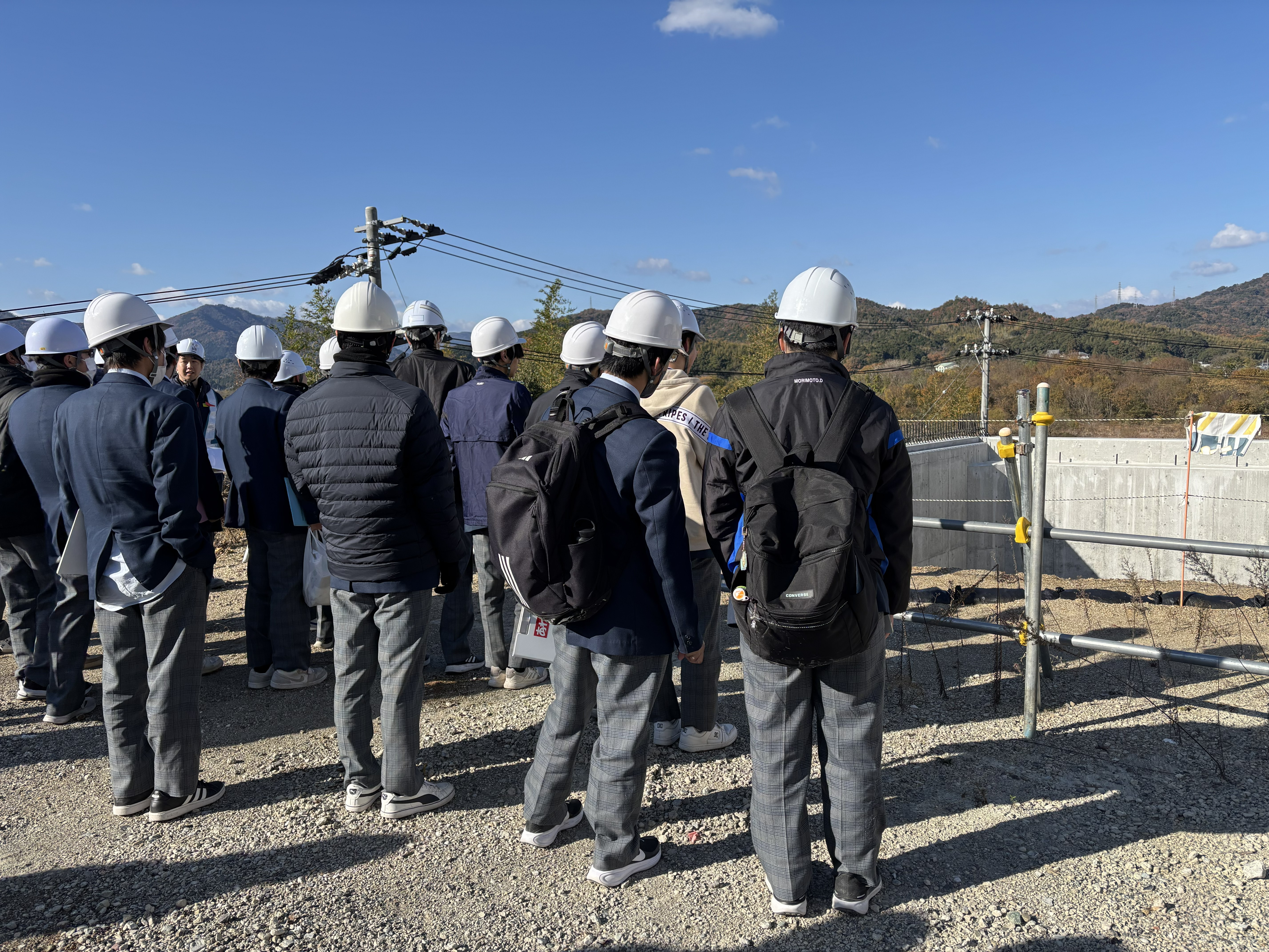 20251215_011442207_iOS